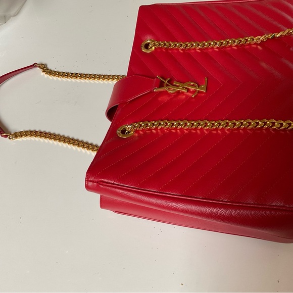 Saint Laurent Chevron-Quilted Leather Shoulder Chain Tote Bag, Red - Picture 4 of 11